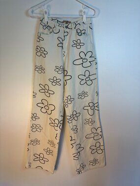 Bailey Rose White Black Floral Pattern High Rise Jeans